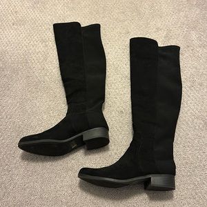 Tall black boots, size 7.5